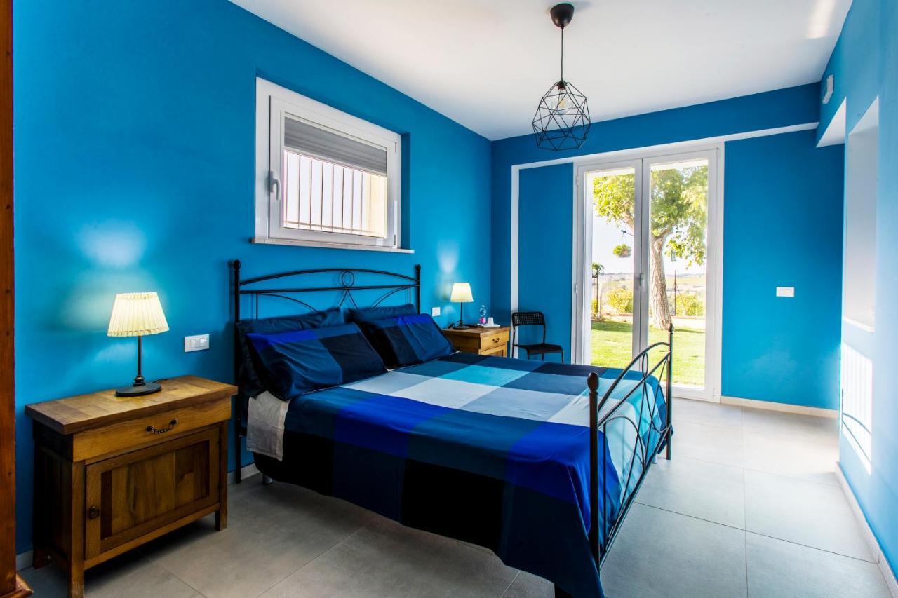 B&B Al Chicco D'Uva Morro dʼAlba Екстериор снимка